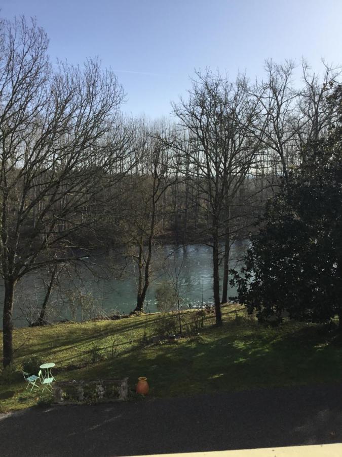 L'Escalere Bed & Breakfast Arnaud-Guilhem Bagian luar foto