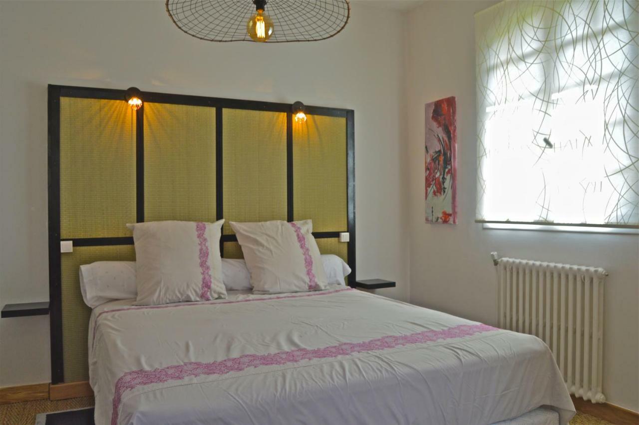 L'Escalere Bed & Breakfast Arnaud-Guilhem Bagian luar foto